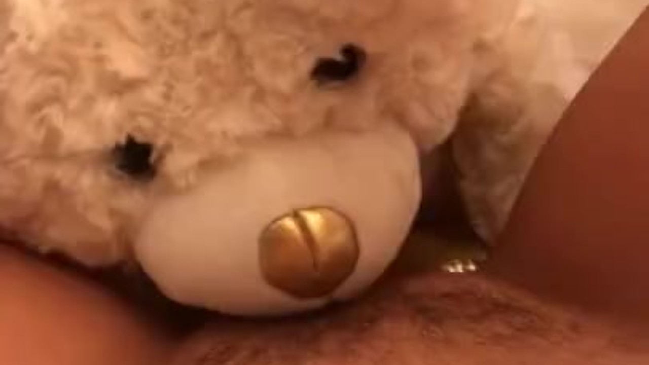 TEDDY BEAR LICKS MY PUSSY TO ORGASM RedTube